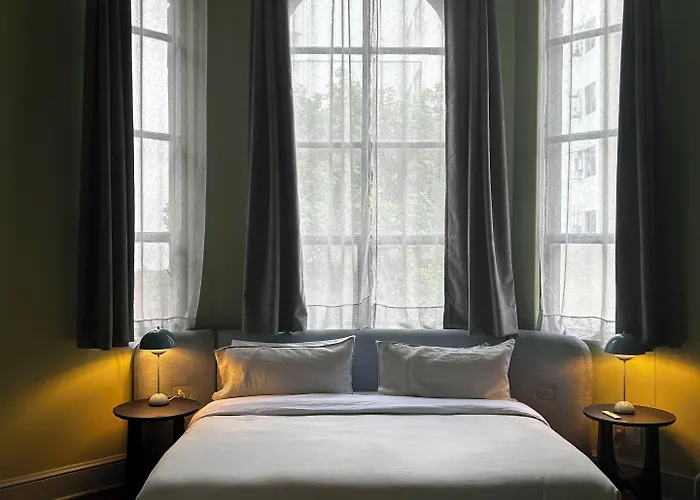 Maison Celeste Hotel 4*